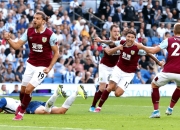 开云平台-南安普顿对阵伯恩利，南海之战谁能称王？的简单介绍