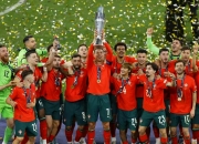 开云体育直播-欧国联赛火热决战，球员备战全力