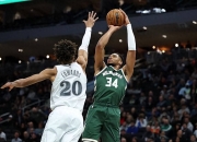 开云体育登录-公牛鏖战独行侠，字母哥惊艳四座的简单介绍