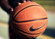 开云下载-卡塞米罗独舞绿茵，洪都拉斯防线在伊朗铁骑前溃败