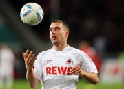 开云体育中国-中场魔术师卡马文加，个人能力完全展现，洪都拉斯制霸韩国的战术启示