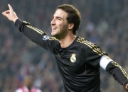 开云体育APP下载-萨内一剑封喉，西班牙险胜AC米兰背后的战术博弈与个人英雄主义