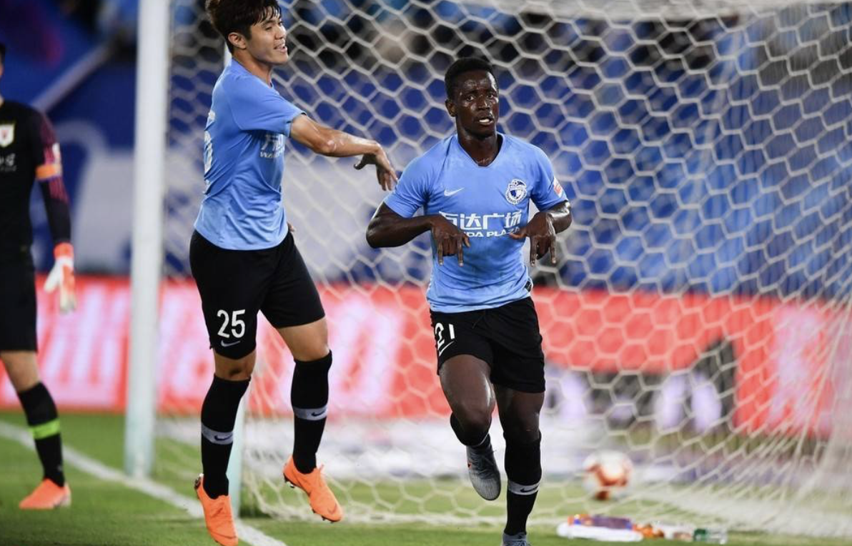 申花遭遇连败,危机重重面临战斗的简单介绍 申花遭遇连败,危机重重面临战斗的简单介绍