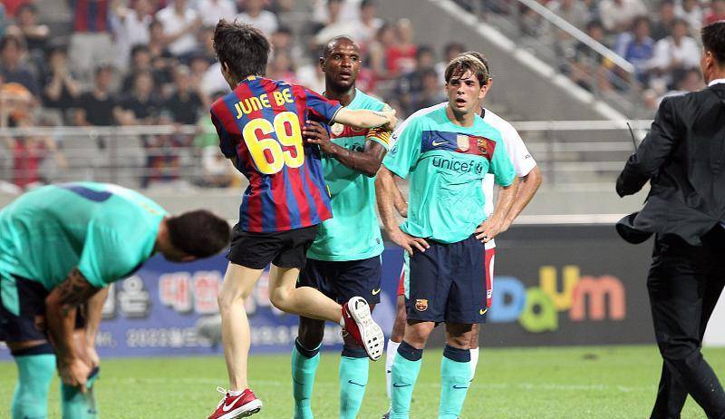 墨西哥男子橄榄球队团结一心，打败强敌的简单介绍