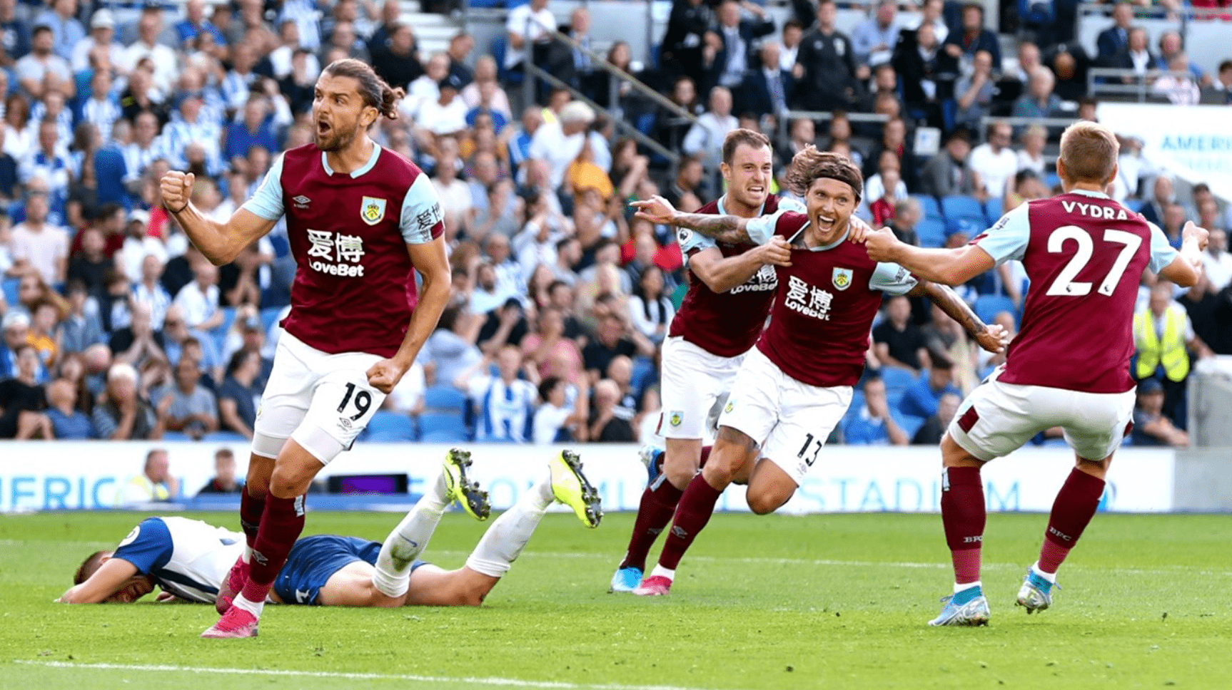 南安普顿对阵伯恩利,南海之战谁能称王?的简单介绍 南安普顿对阵伯恩利,南海之战谁能称王?的简单介绍