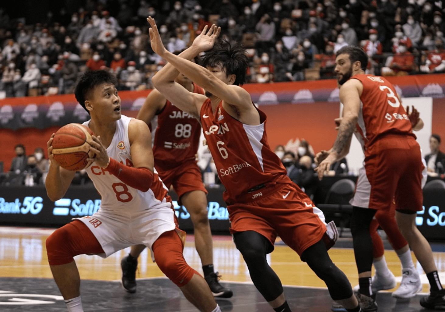 帕尔马队联手力挽狂澜,大出风头!的简单介绍 帕尔马队联手力挽狂澜,大出风头!的简单介绍