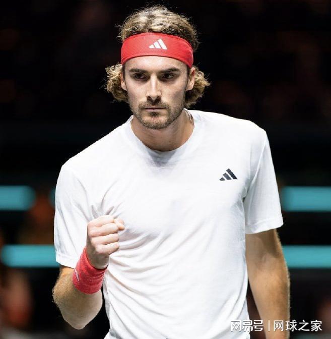 包含世界网球队轻取欧洲网球队,西西帕斯打破历史纪录的词条 包含世界网球队轻取欧洲网球队,西西帕斯打破历史纪录的词条