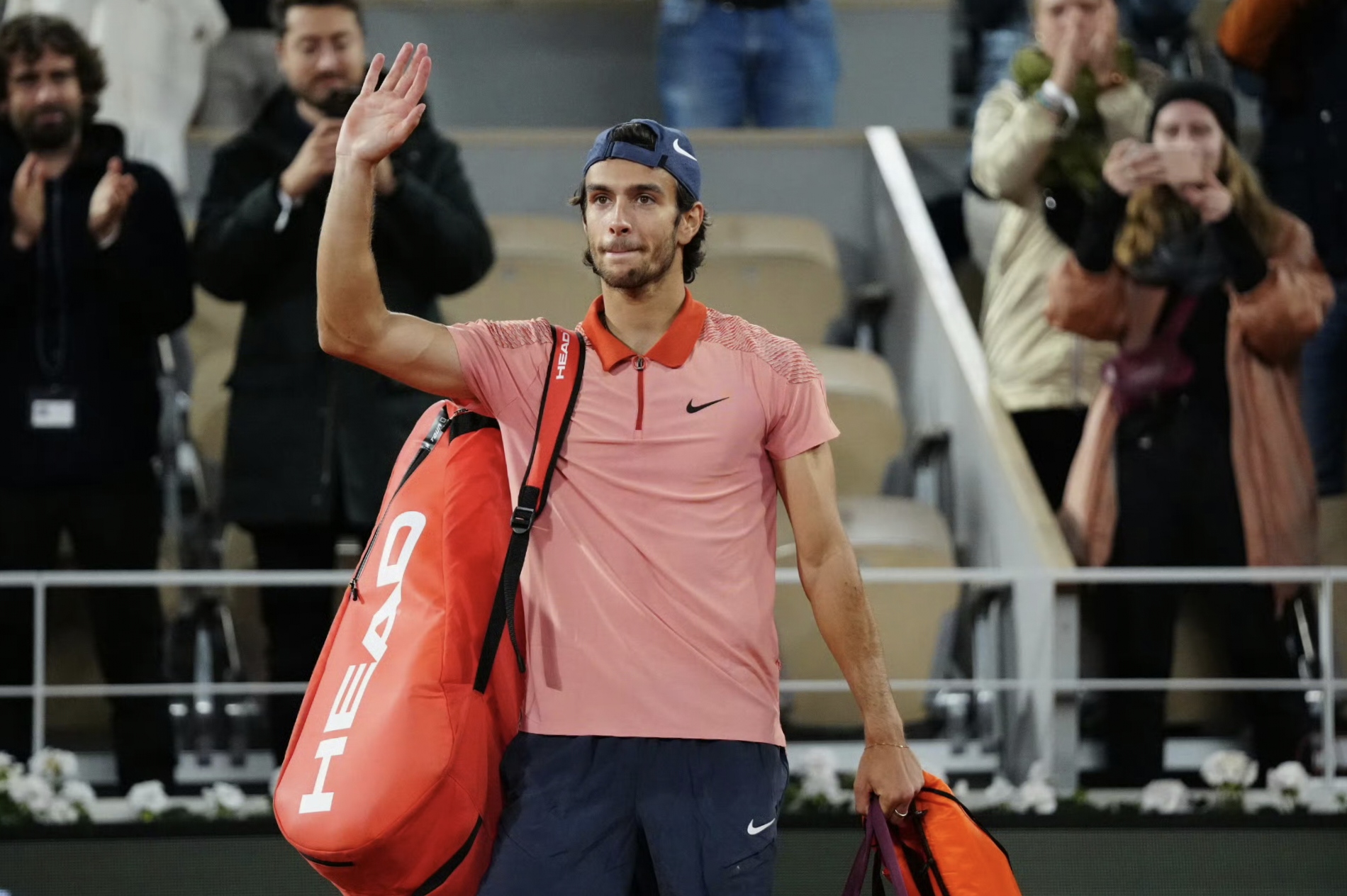 法网绝杀戴维斯杯,德约科维奇点燃赛场的简单介绍 法网绝杀戴维斯杯,德约科维奇点燃赛场的简单介绍