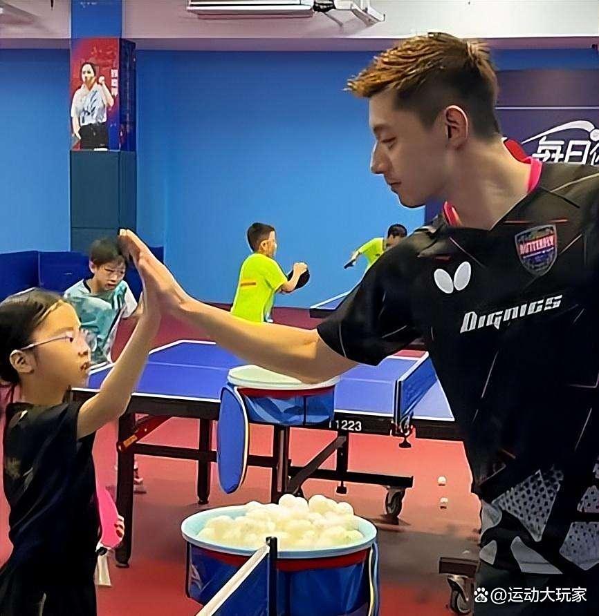 中国队力克葡萄牙队，张继科高光表现的简单介绍