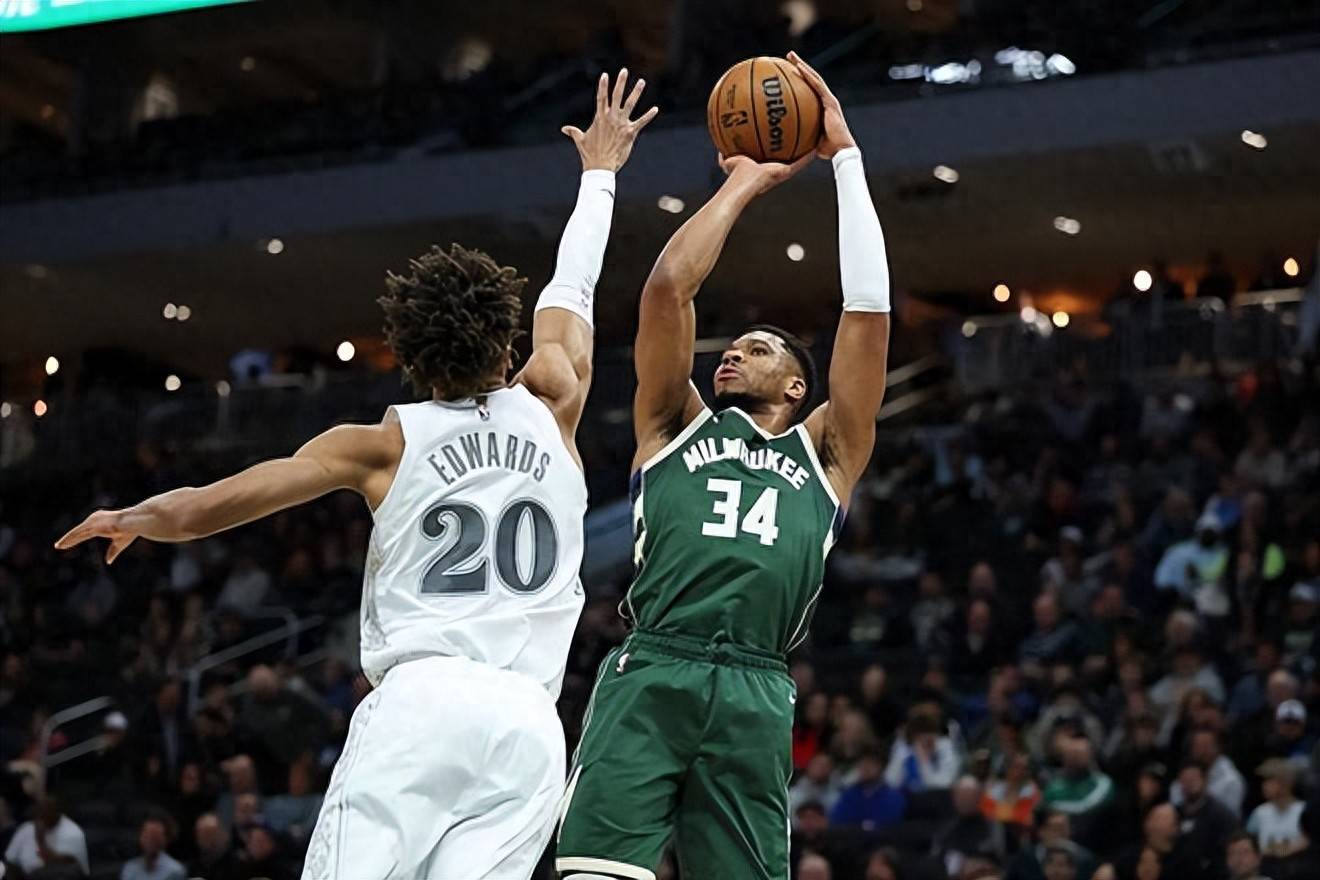 公牛鏖战独行侠,字母哥惊艳四座的简单介绍 公牛鏖战独行侠,字母哥惊艳四座的简单介绍