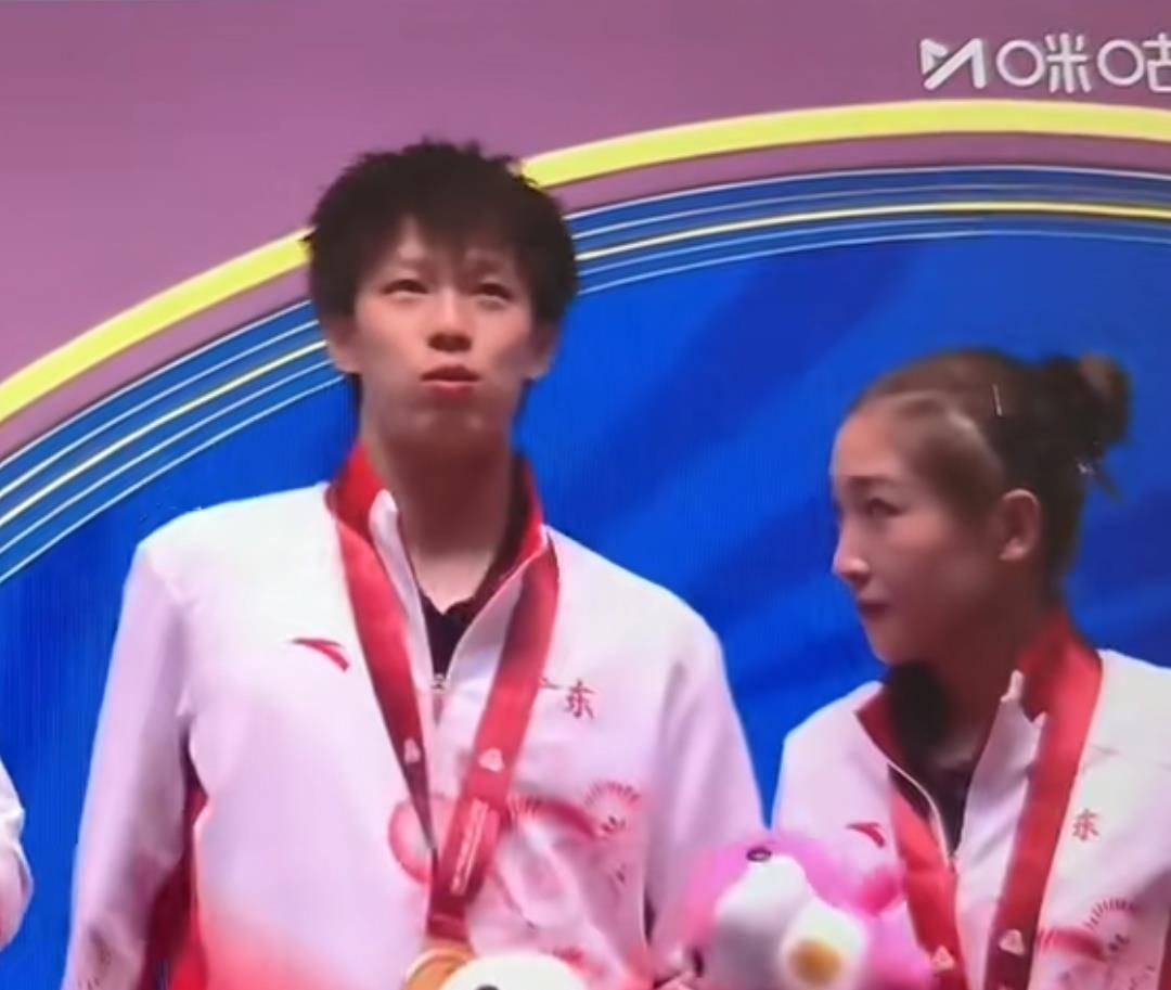 波兰队碾压日本队，林高远刷新纪录