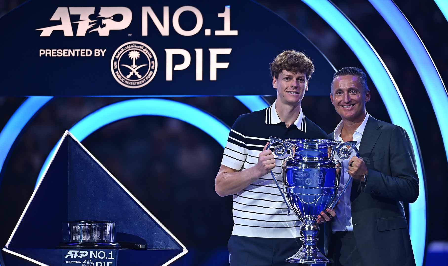 包含美网险胜澳网，辛纳关键制胜的词条