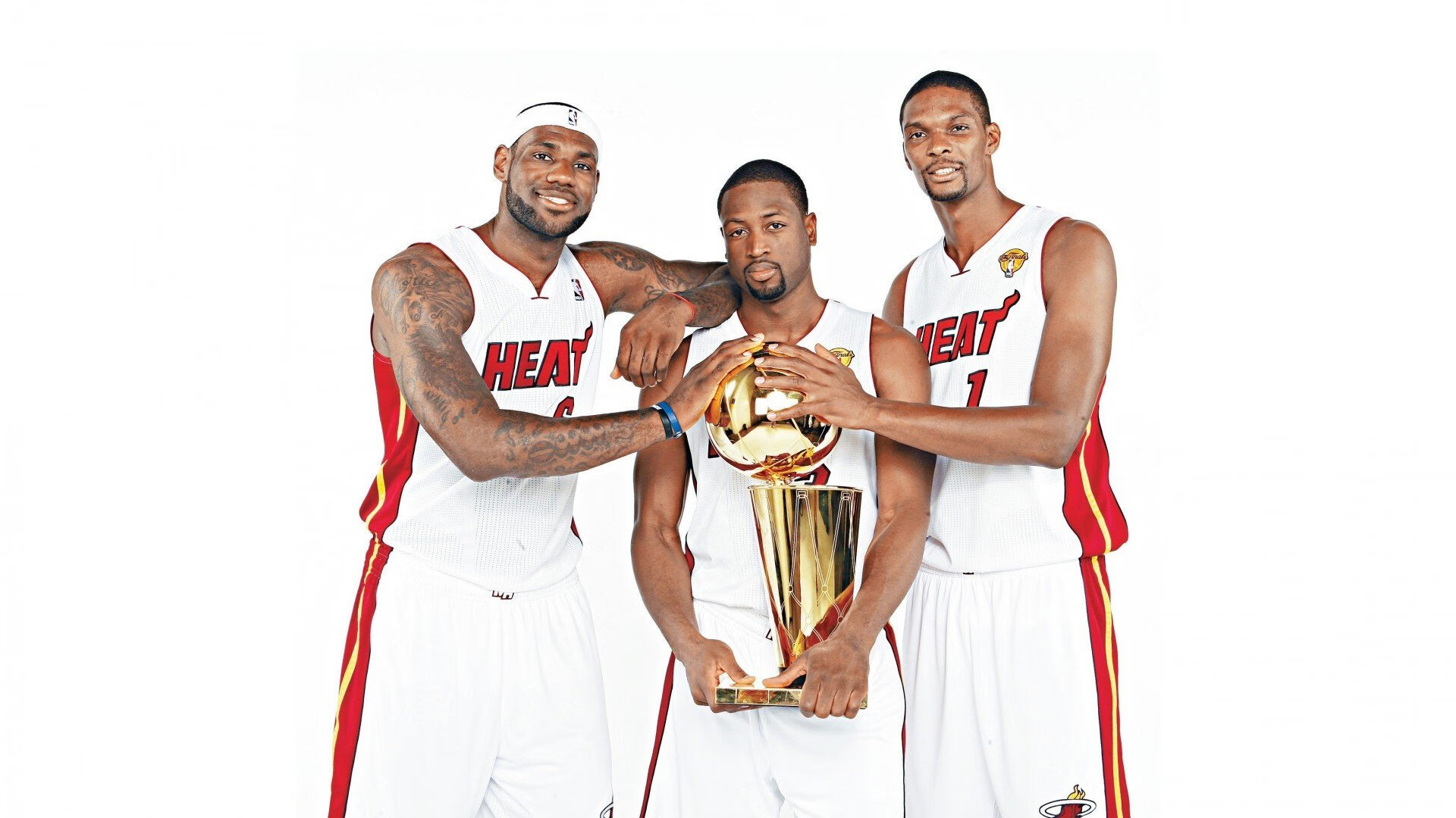 双城记，上海队关键战施魔术突围，锡安在意甲焦点战接管赛场