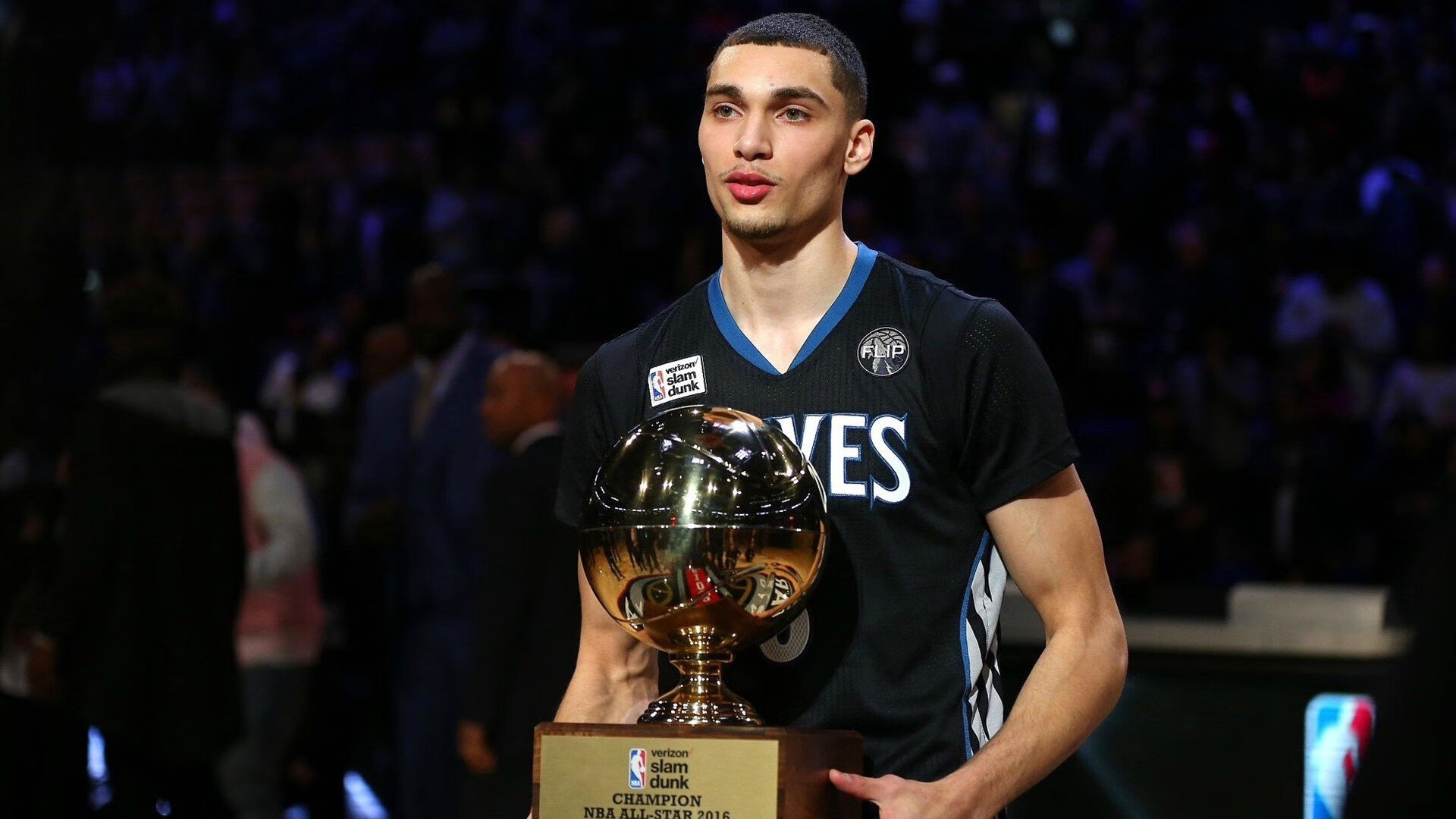 年度焦点之战之夜,范戴克存在感拉满